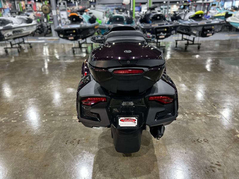 New 2025 Can-Am SPYDER RT SEA-TO-SKY (SE6) Image 9