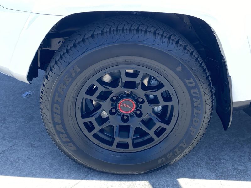 2024 Toyota 4Runner SR5 PremiumImage 9