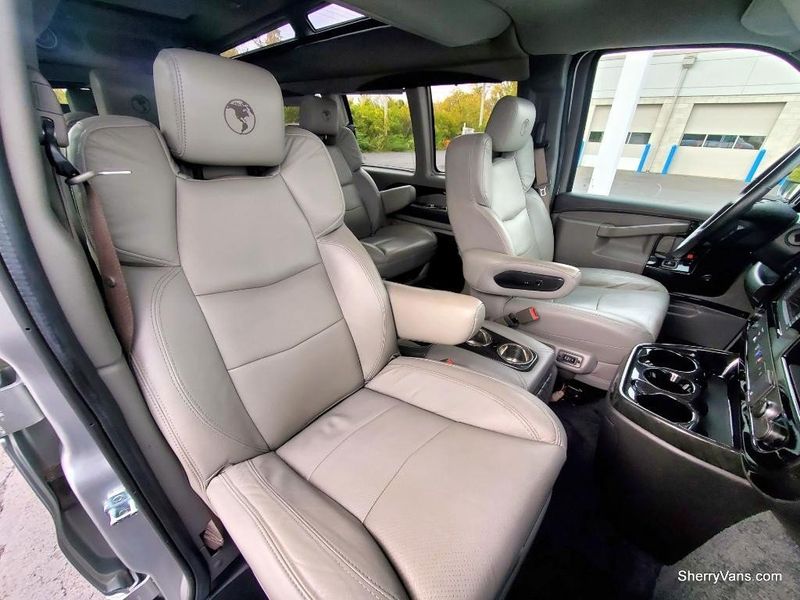2020 Chevrolet Express Cargo Image 39