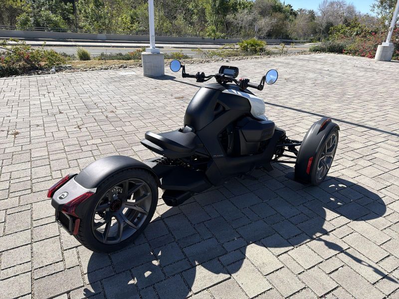 New 2025 Can-Am RYKER (900 ACE) Image 17