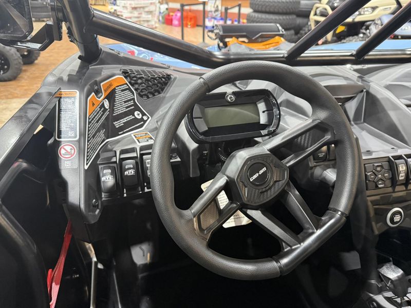 New 2025 Can-Am MAVERICK X3 MAX RS TURBO RR Image 9