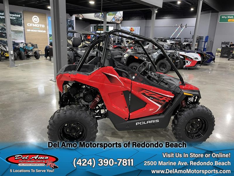 2025 Polaris RZR 200 EFIImage 23