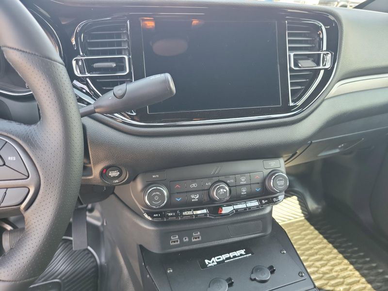 2026 Dodge Durango photo 14
