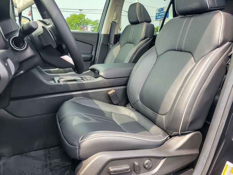 2025 Honda Pilot Elite photo 10