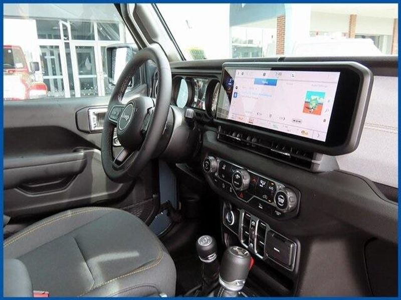 2025 Jeep Wrangler Sport SImage 8