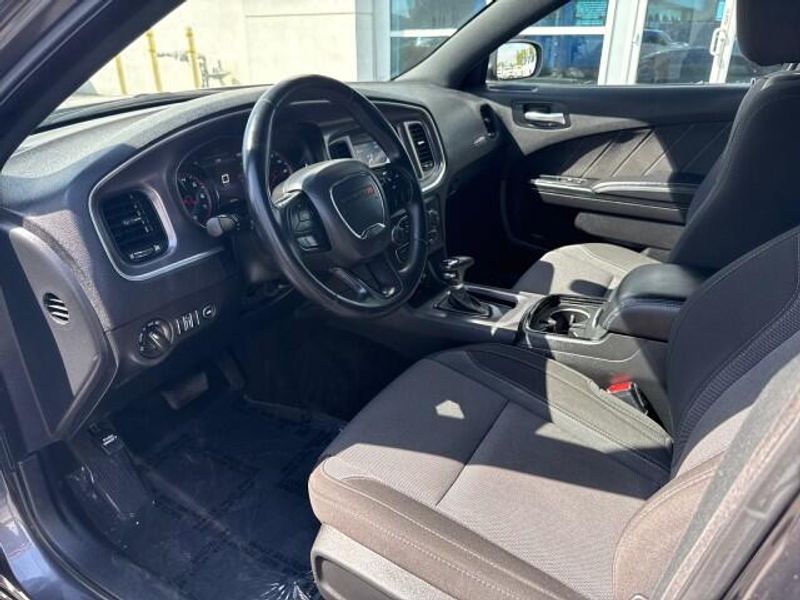 2022 Dodge Charger SXT photo 19