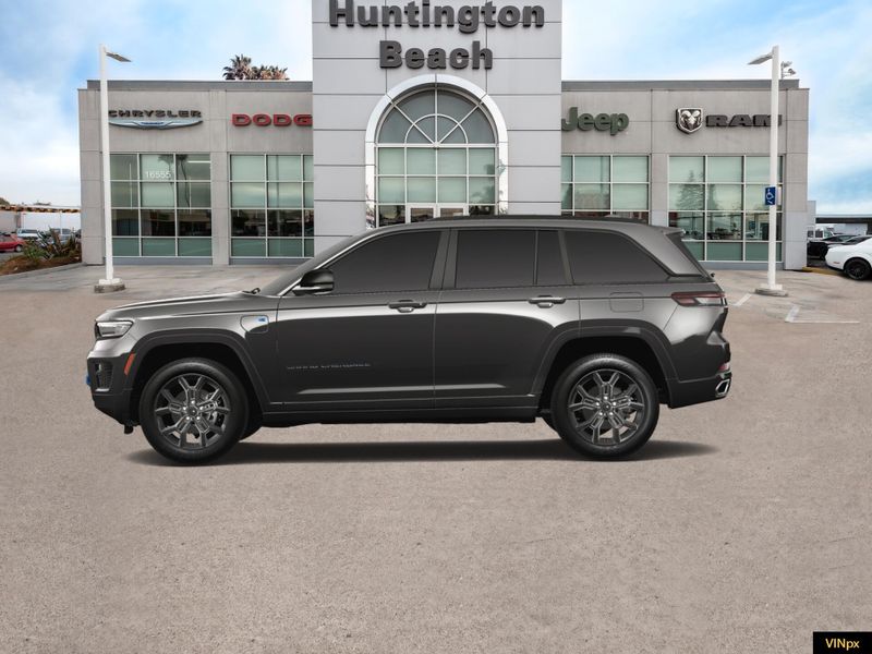 2023 Jeep Grand Cherokee 4xe Base 30th Anniversary 4x4Image 3