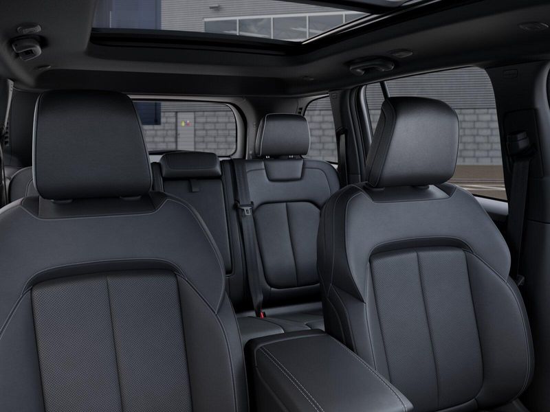 New 2026 Jeep Grand Cherokee Limited Reserve 4x4Image 26