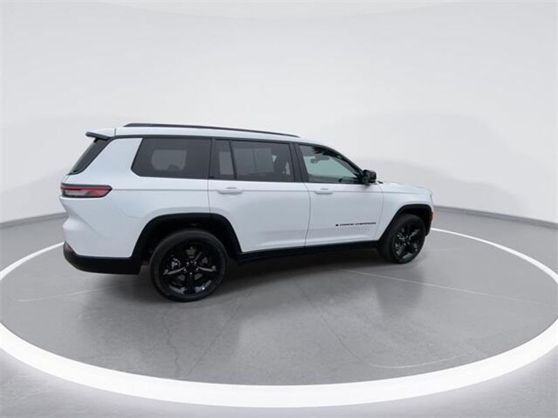 2023 Jeep Grand Cherokee L AltitudeImage 8