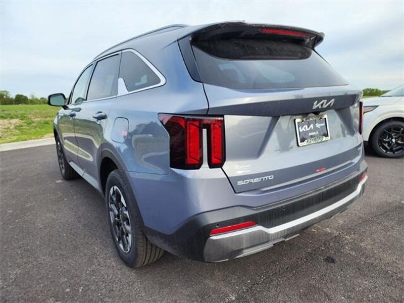 New 2025 Kia Sorento SImage 5