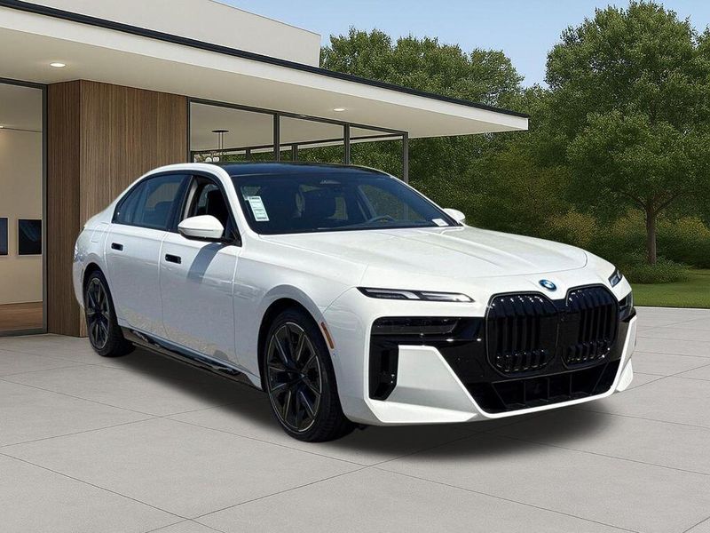 New 2026 BMW 7 Series 750e xDriveImage 6