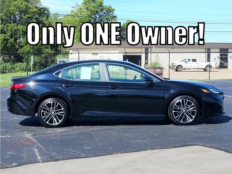 Used 2025 Toyota Camry XLE