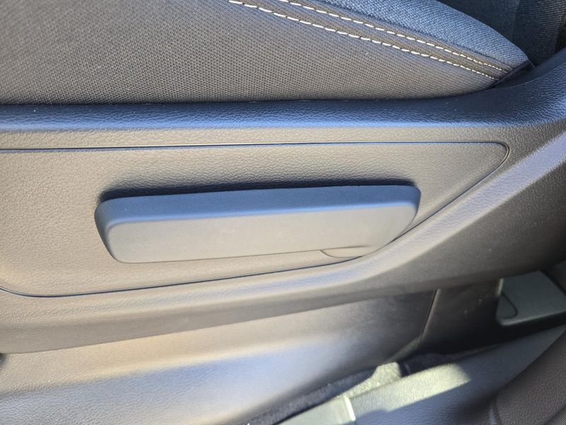 New 2026 RAM 1500 Tradesman Crew Cab 4x2 5'7' Box