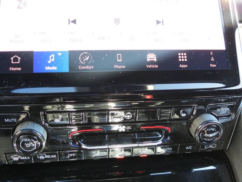2025 Jeep Grand Cherokee L Limited 4x4Image 22