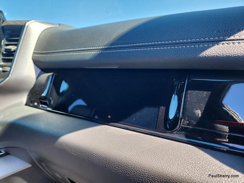 New 2026 RAM 1500 Laramie Crew Cab 4x4 5'7' Box