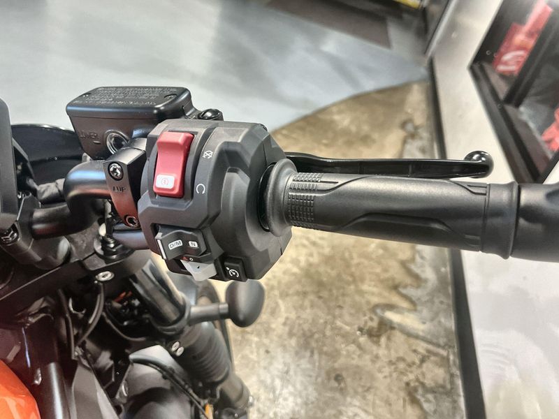 New 2025 Honda REBEL 1100 DCT SE Image 12