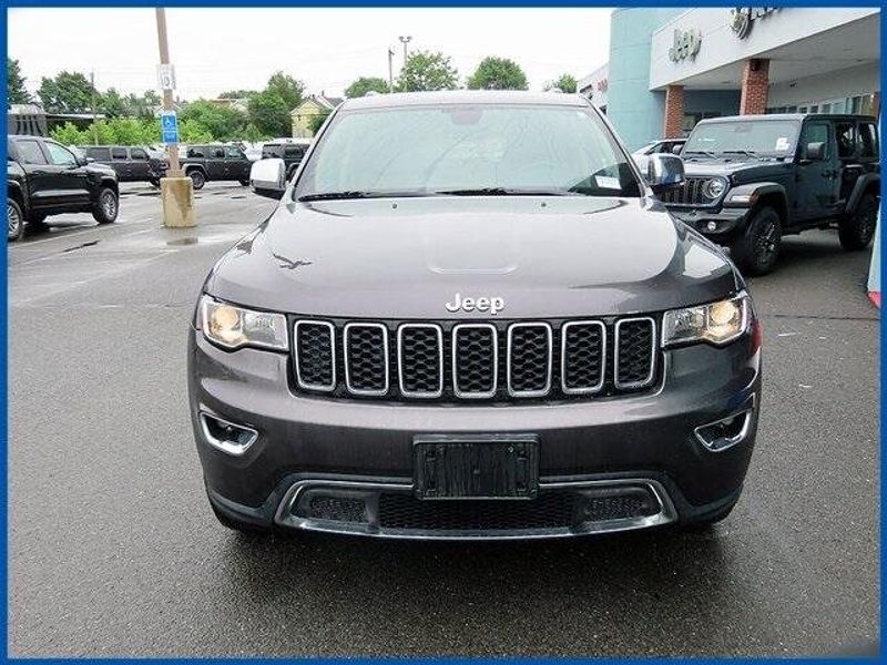 2017 Jeep Grand Cherokee LimitedImage 3