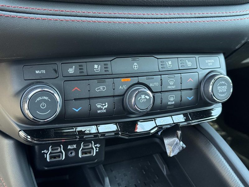 New 2026 Dodge Durango Gt Plus Awd Hemi V8