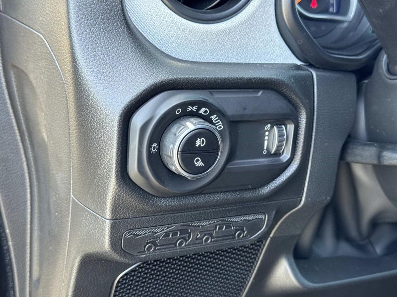 New 2026 Jeep Gladiator Sport S 4x4