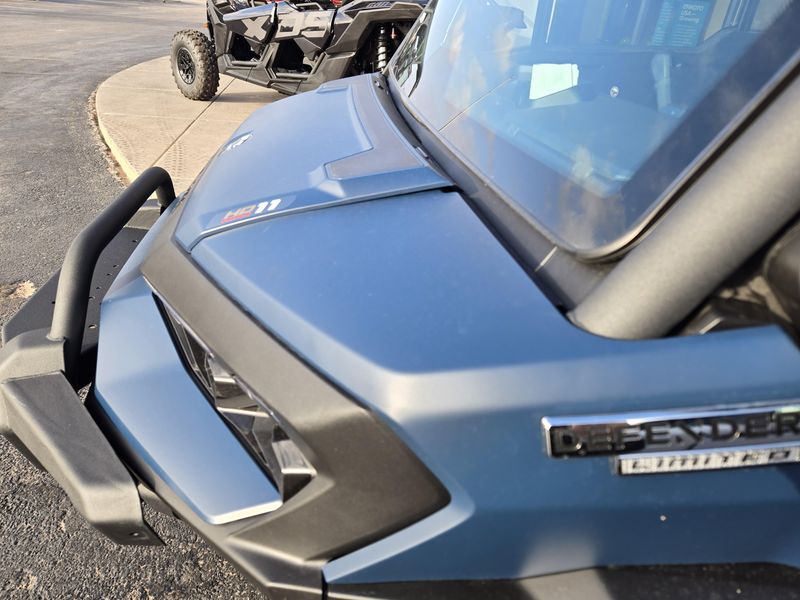 NEW 2026 CAN-AM DEFENDER LIMITED CAB HD11 Image 5