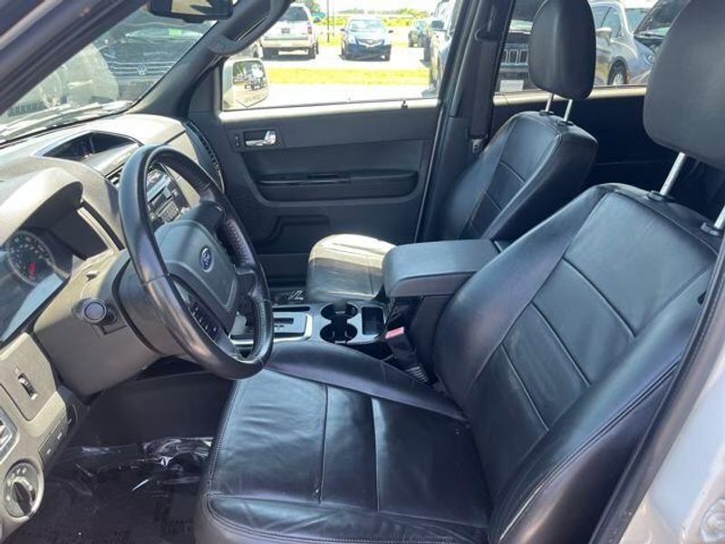 2011 Ford Escape Limited