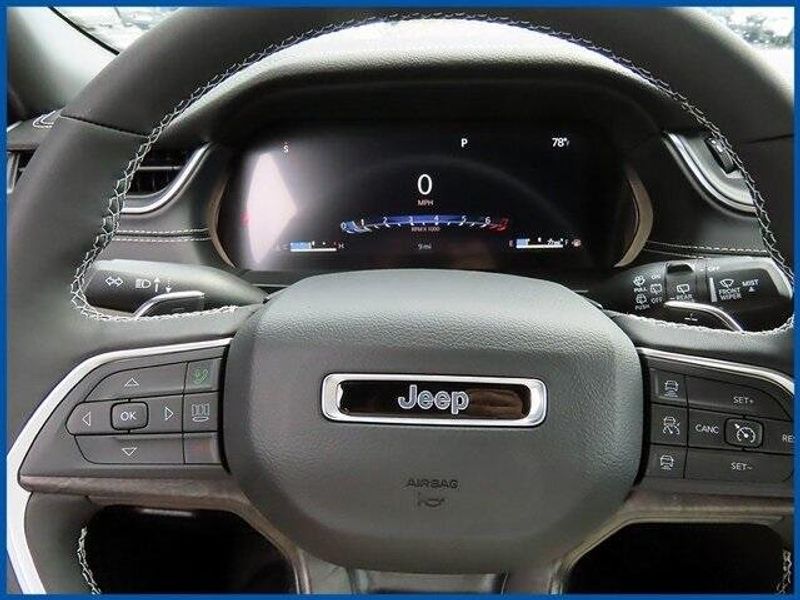 New 2025 Jeep Grand Cherokee LimitedImage 15
