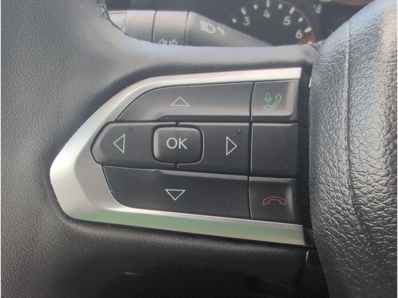 Used 2024 Jeep Compass LatitudeImage 24