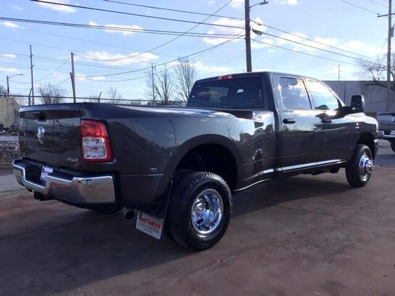 2024 RAM 3500 Tradesman Crew Cab 4x4 8