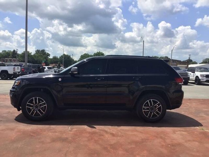 2019 Jeep Grand Cherokee TrailhawkImage 2