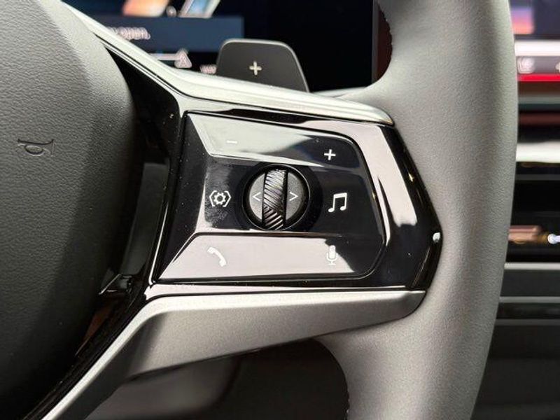 New 2026 BMW 5 Series 530iImage 23