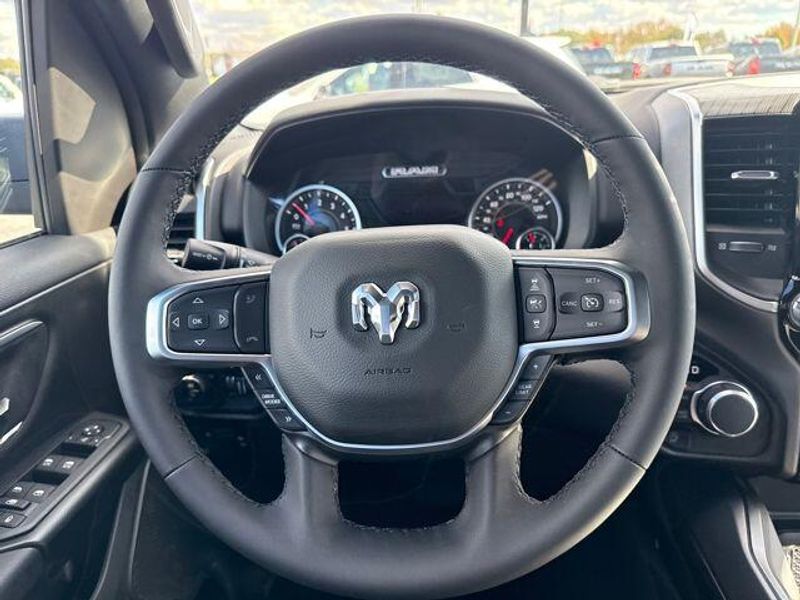 2026 RAM 1500 Big Horn Crew Cab 4x4 5'7' Box