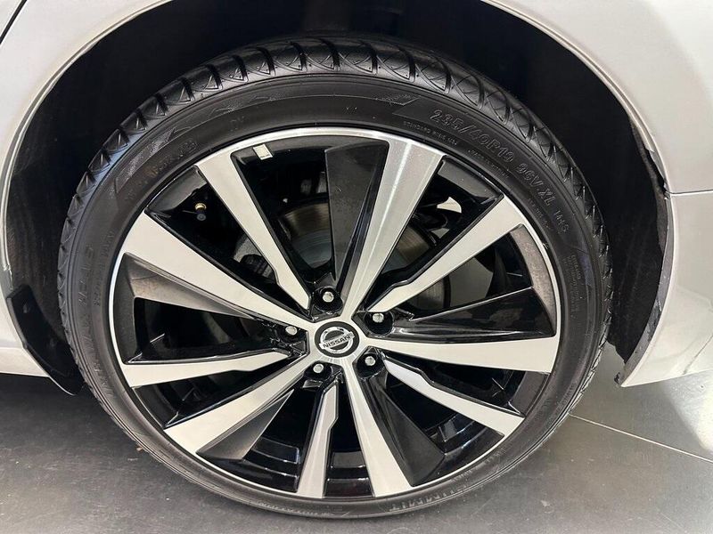 2022 Nissan Altima 2.5 SR photo 23