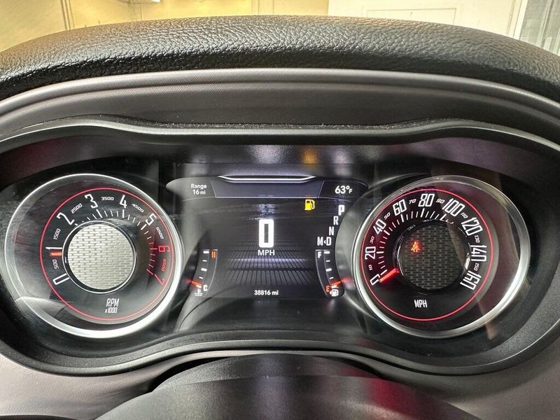 2023 Dodge Challenger R/TImage 25