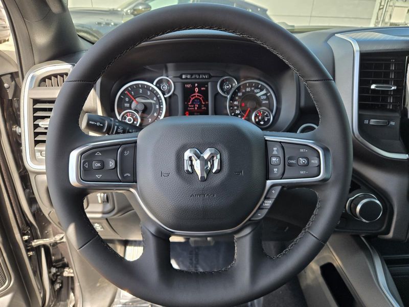 New 2026 RAM 1500 Big Horn Crew Cab 4x4 5'7' Box