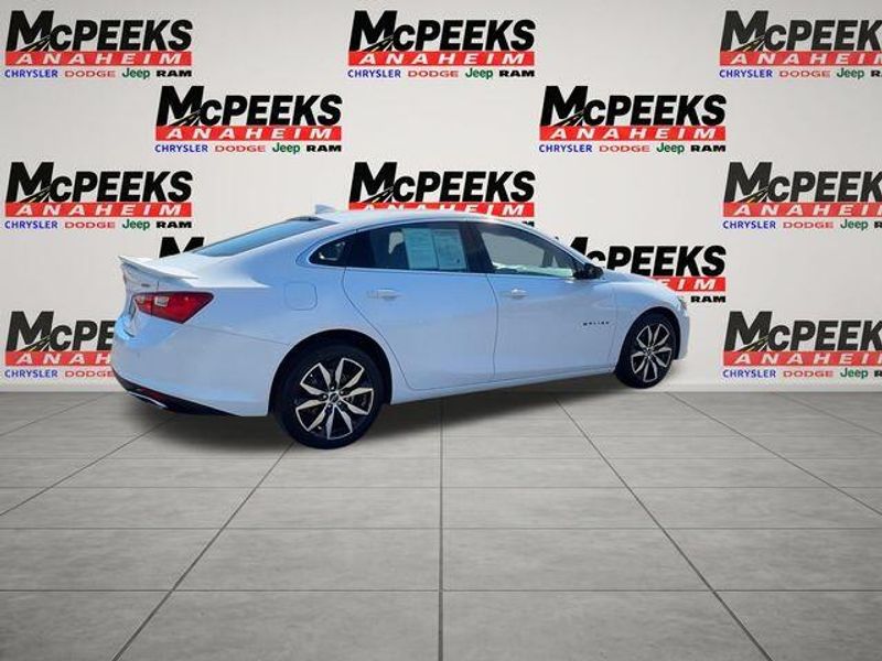 Used 2025 Chevrolet Malibu RSImage 8