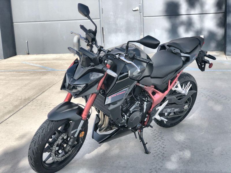 New 2026 Honda CB750 HORNET E-CLUTCH Image 13