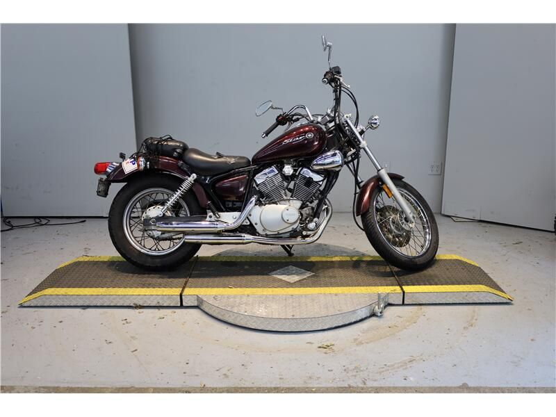 Used 2008 Yamaha V-STAR Image 2