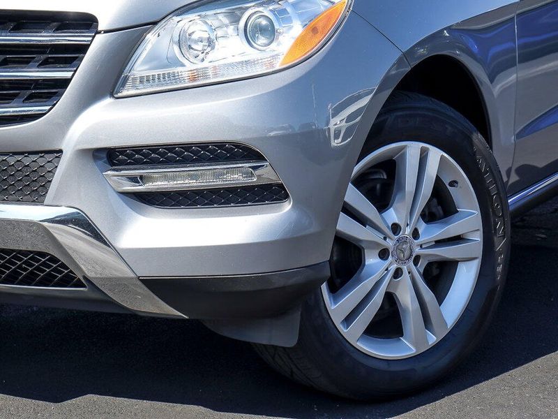 2014 Mercedes Benz ML 350 4MATIC photo 3