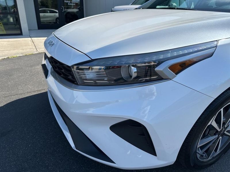 Used 2023 Kia Forte LXSImage 10