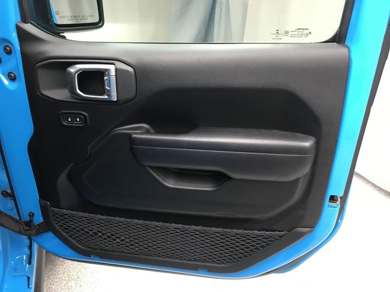 Used 2021 Jeep Wrangler Unlimited WillysImage 17