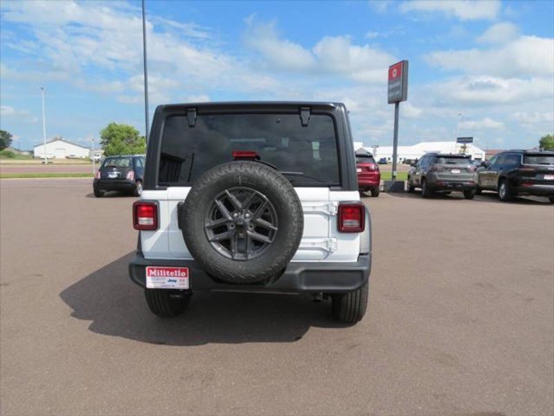 2024 Jeep Wrangler Unlimited 4-door Sport Rhd 4x4Image 5