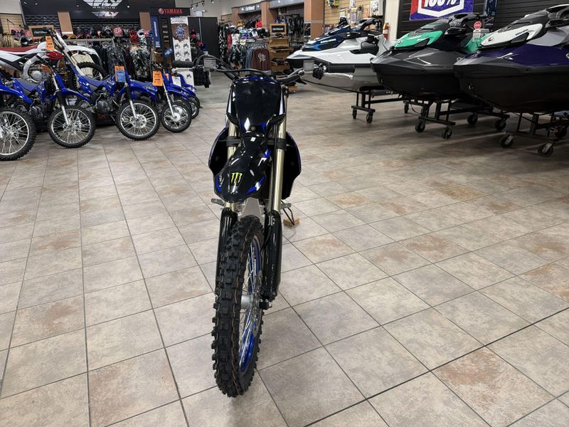 New 2027 Yamaha YZ250F MONSTER EDITION Image 12
