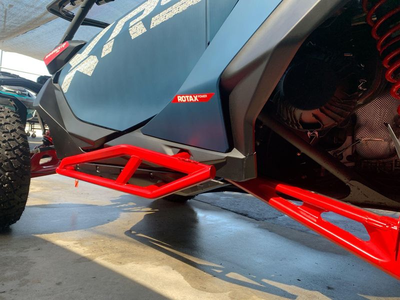2025 Can-Am MAVERICK R X RS 999T DCT Image 15
