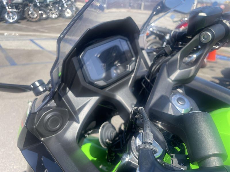 Used 2022 Kawasaki NINJA ZX-6R ABS Image 21