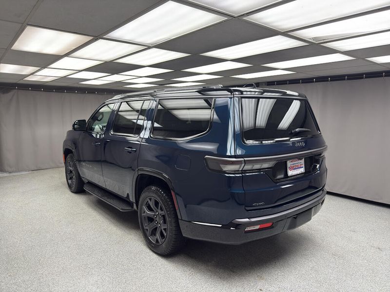 2026 Jeep Grand Wagoneer Upland 4x4Image 2