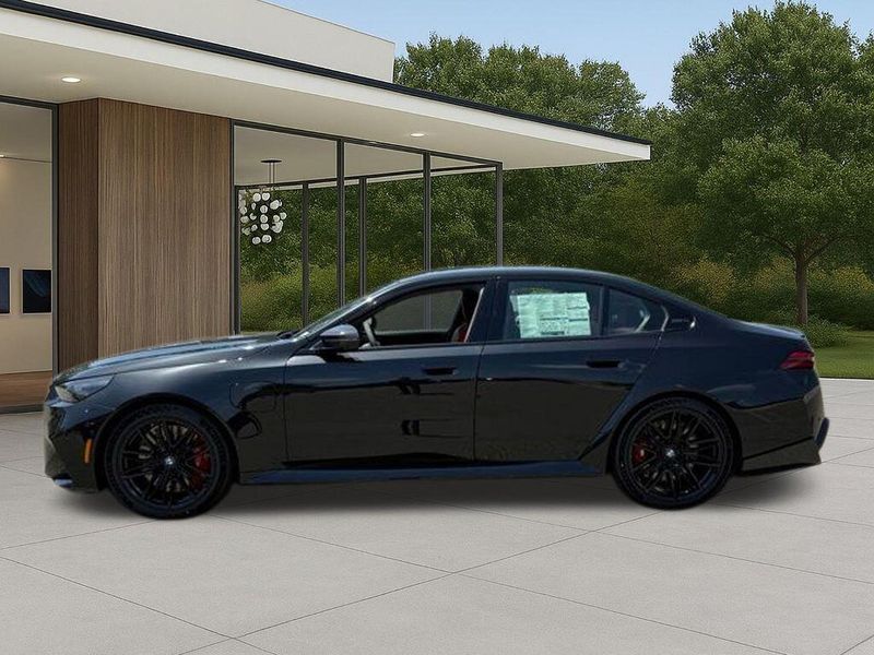New 2026 BMW M5 BaseImage 13