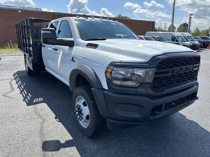 2024 RAM 5500 Tradesman Chassis Crew Cab 4x4 84