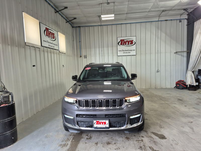 Used 2022 Jeep Grand Cherokee L LimitedImage 41