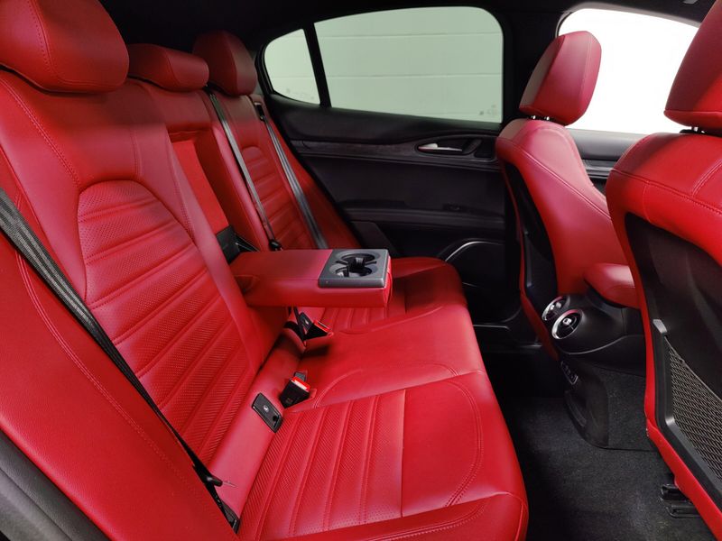 Used 2023 Alfa Romeo Stelvio Sprint AWD w/Sunroof/NavImage 21