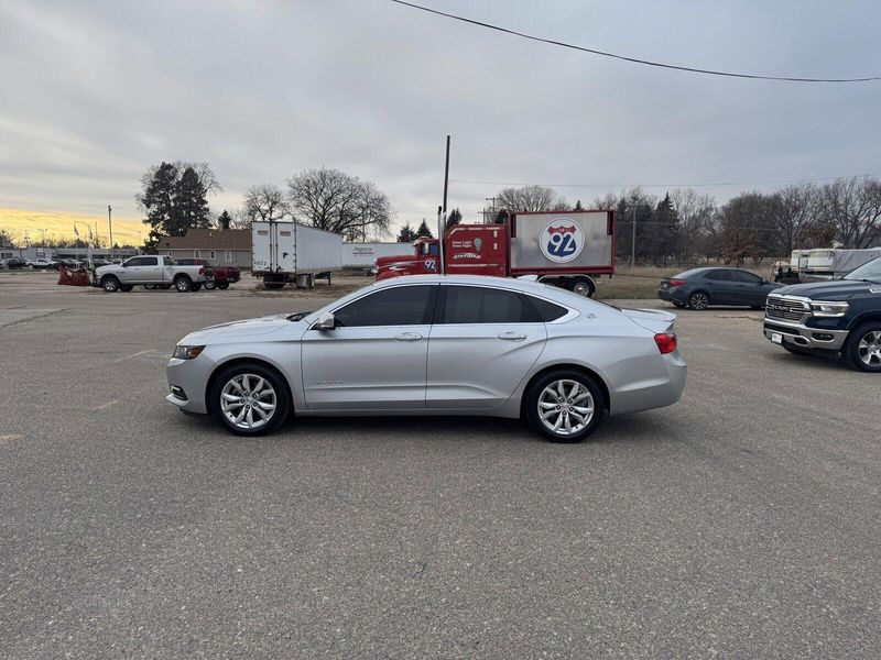 2019 Chevrolet Impala LTImage 5